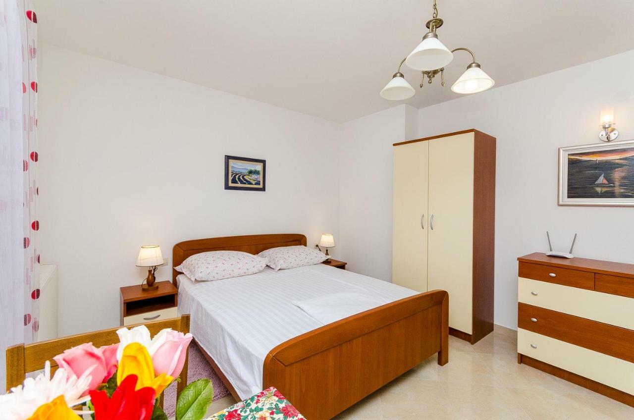 Apartman Ivan Trogir Exterior photo